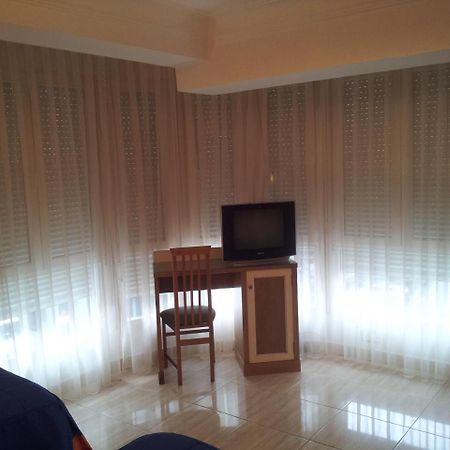 Hostal Conchi 미란다데에브로 외부 사진