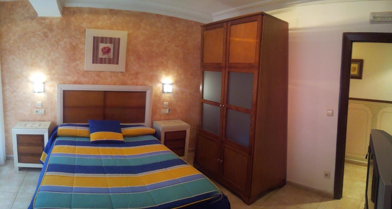 Hostal Conchi 미란다데에브로 외부 사진